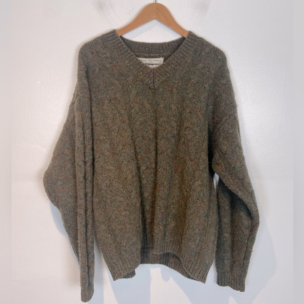 Authentic Gap Clothing Men's Wool Sweater Size L Cable Knit V-Neck Fisherman Y2K